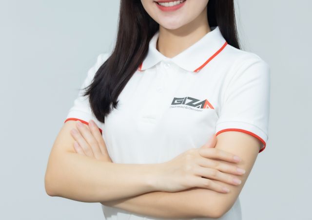 BÀ NGUYỄN THỊ HẰNG