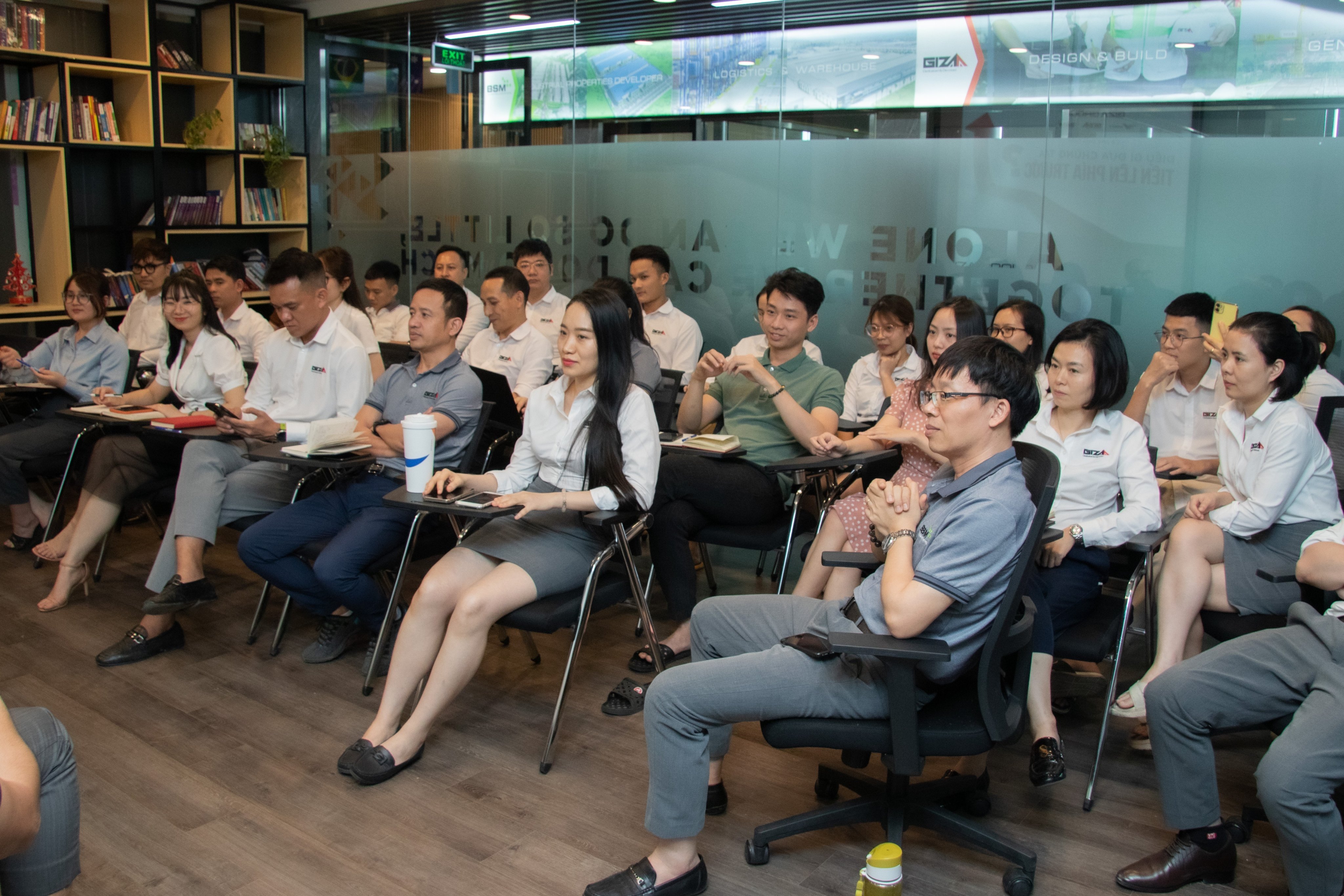 z4359289256325_b0a2e4b424f6dffe530d7f98242b05a1